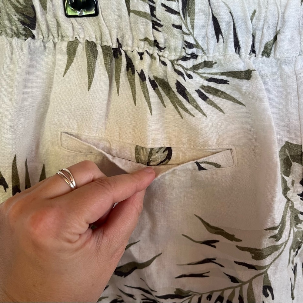 C&C California 100% Linen Green and White Leaf Print Women's Shorts Tropical - Picture 6 of 9